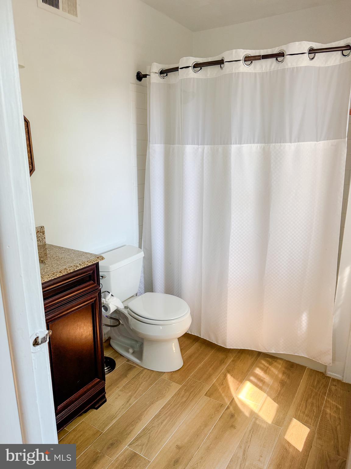 Real estate listing preview #30