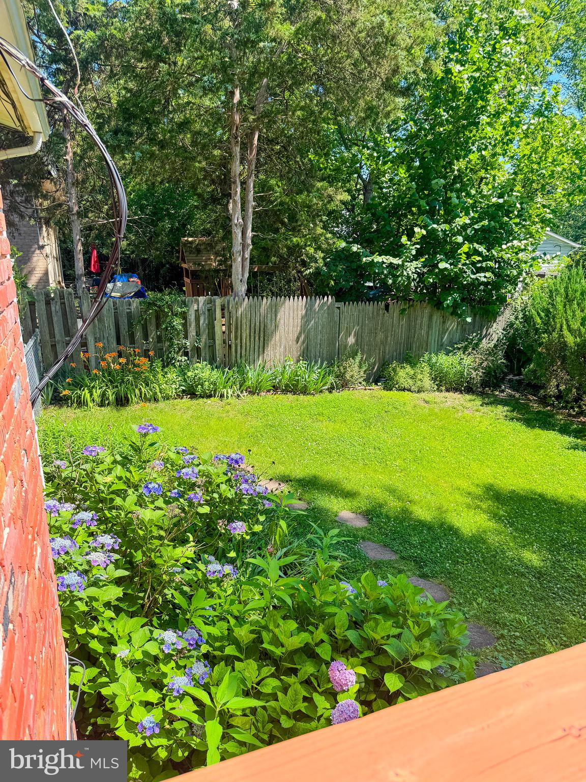 Real estate listing preview #33