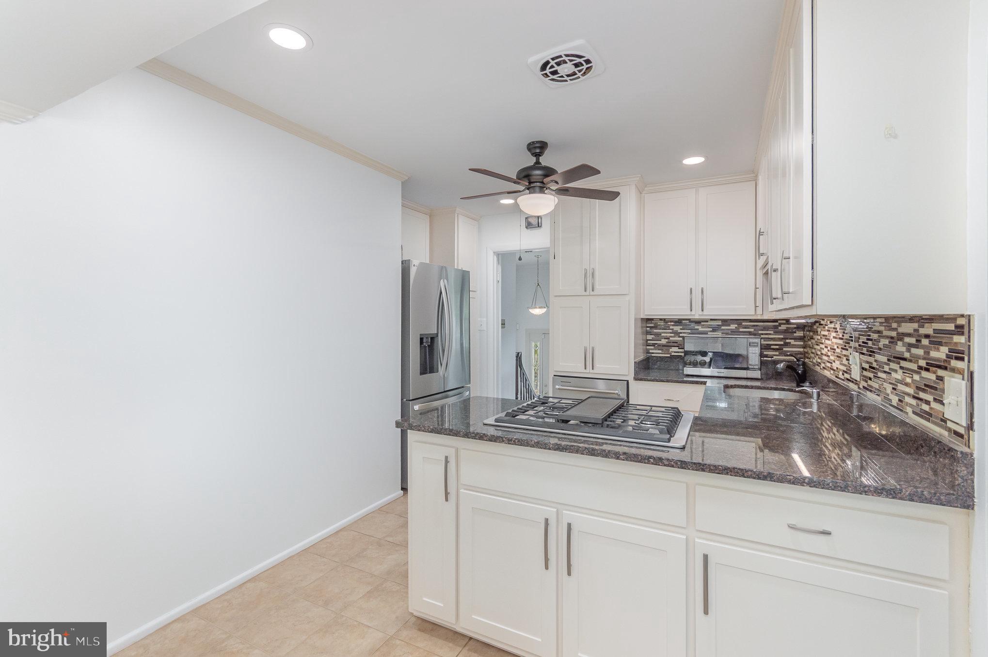 Real estate listing preview #10