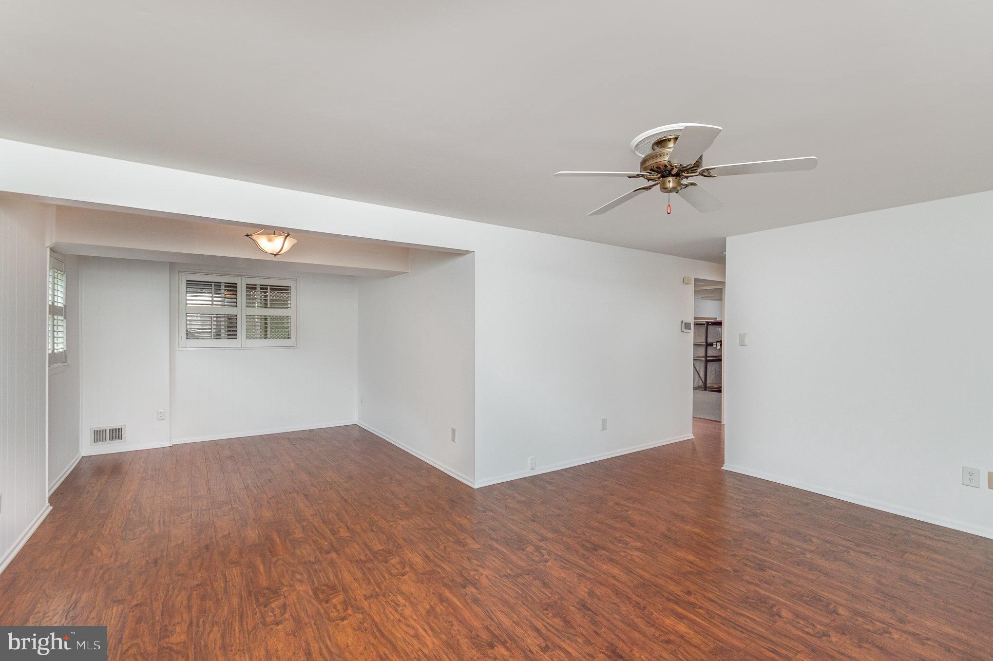 Real estate listing preview #23