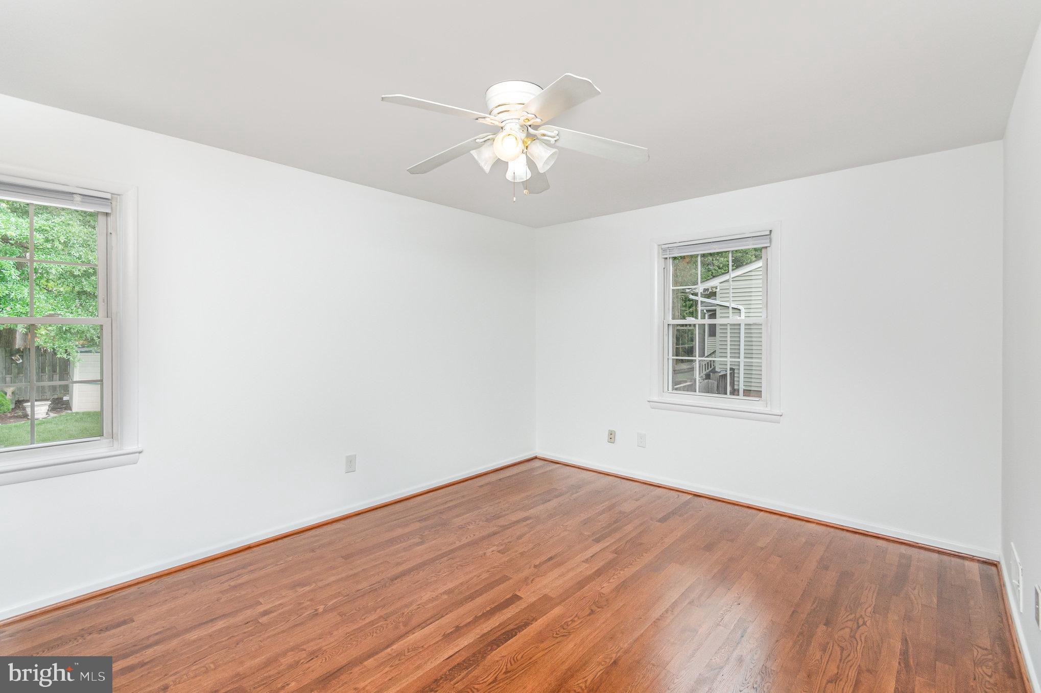 Real estate listing preview #13