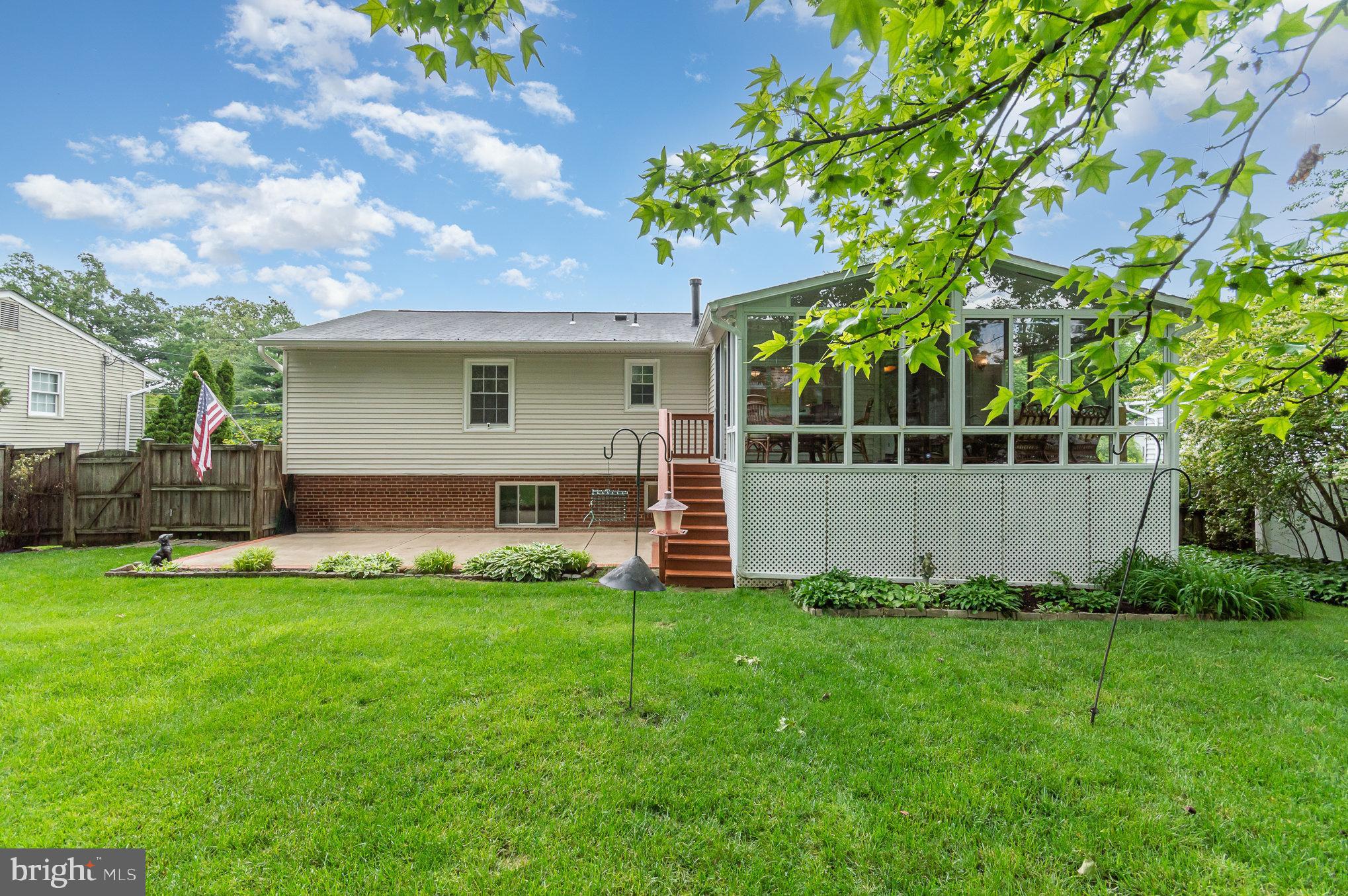 Real estate listing preview #32