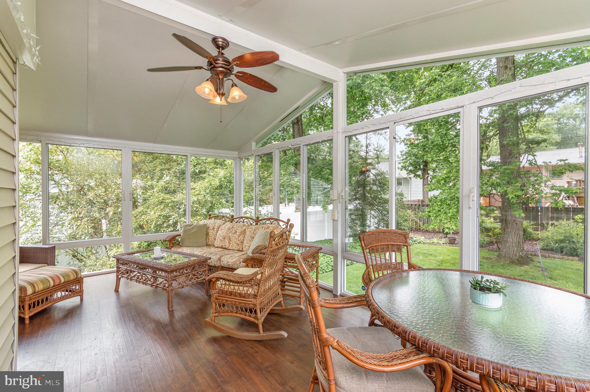 Real estate listing preview #8