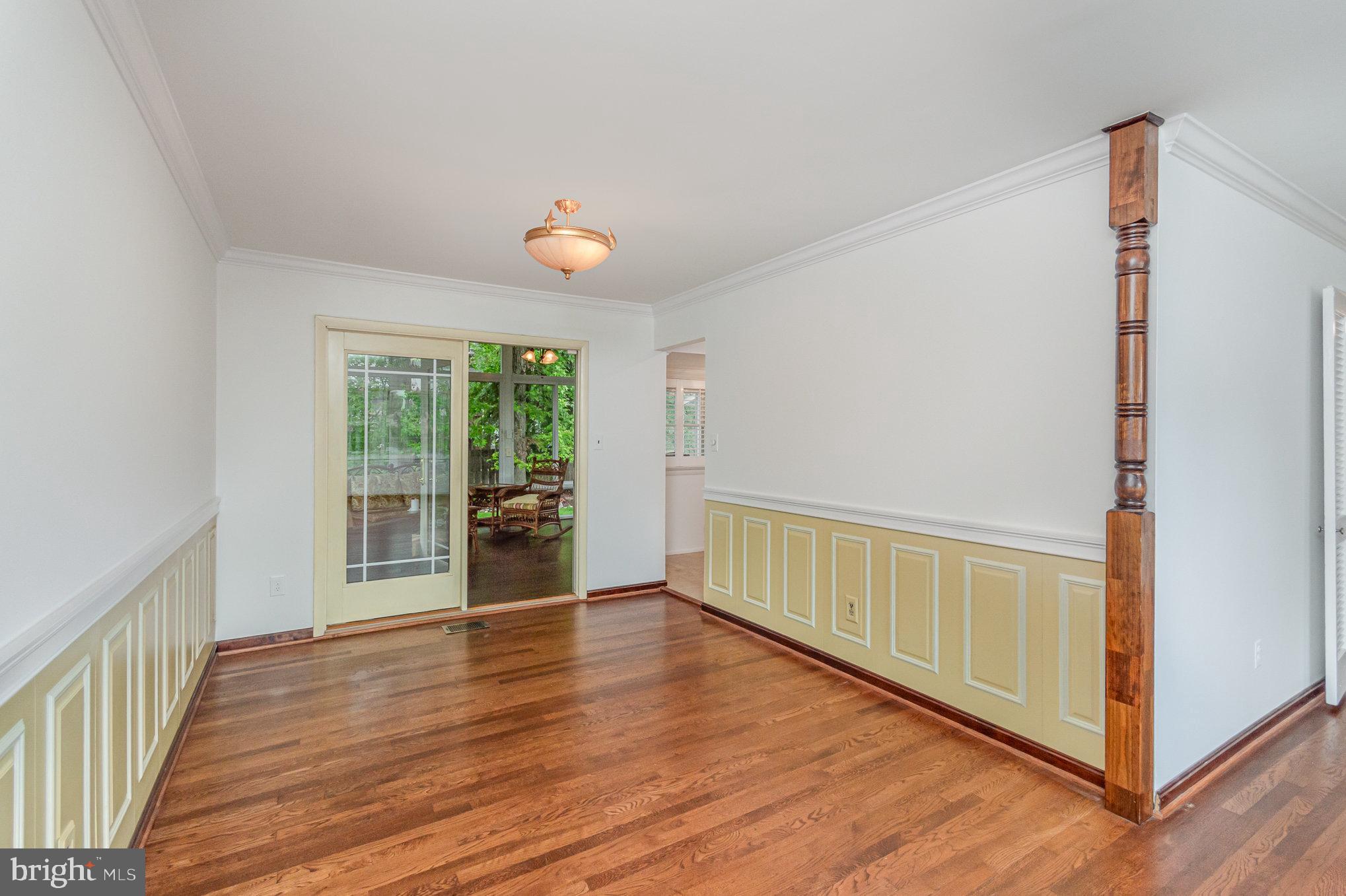 Real estate listing preview #5