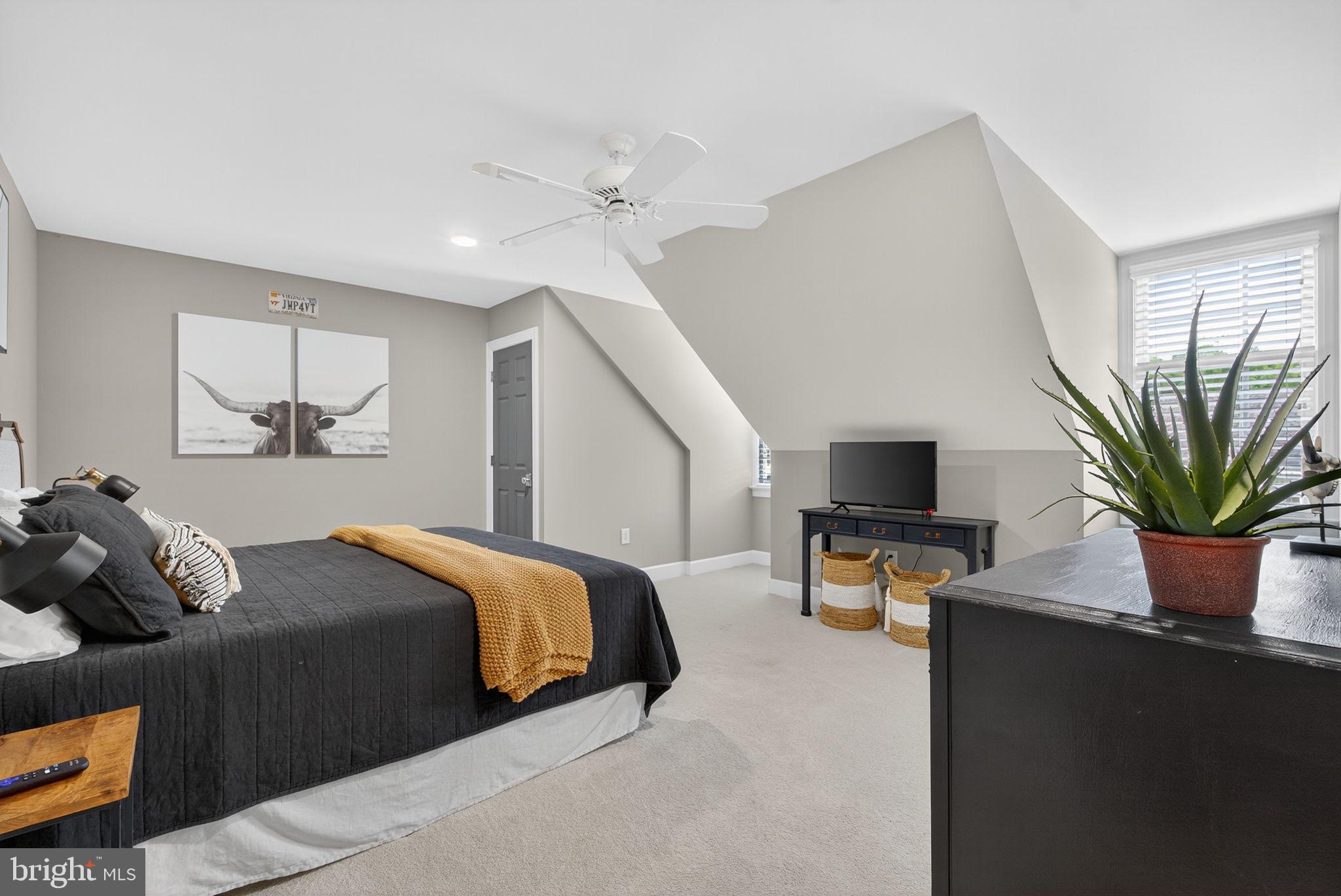 Real estate listing preview #56