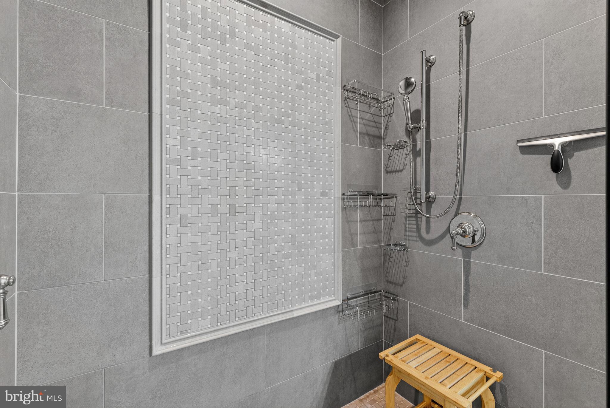 Real estate listing preview #47