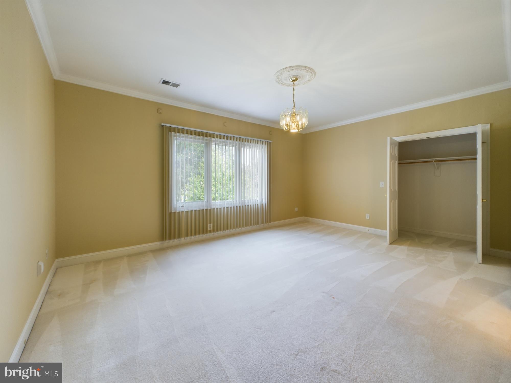 Real estate listing preview #57