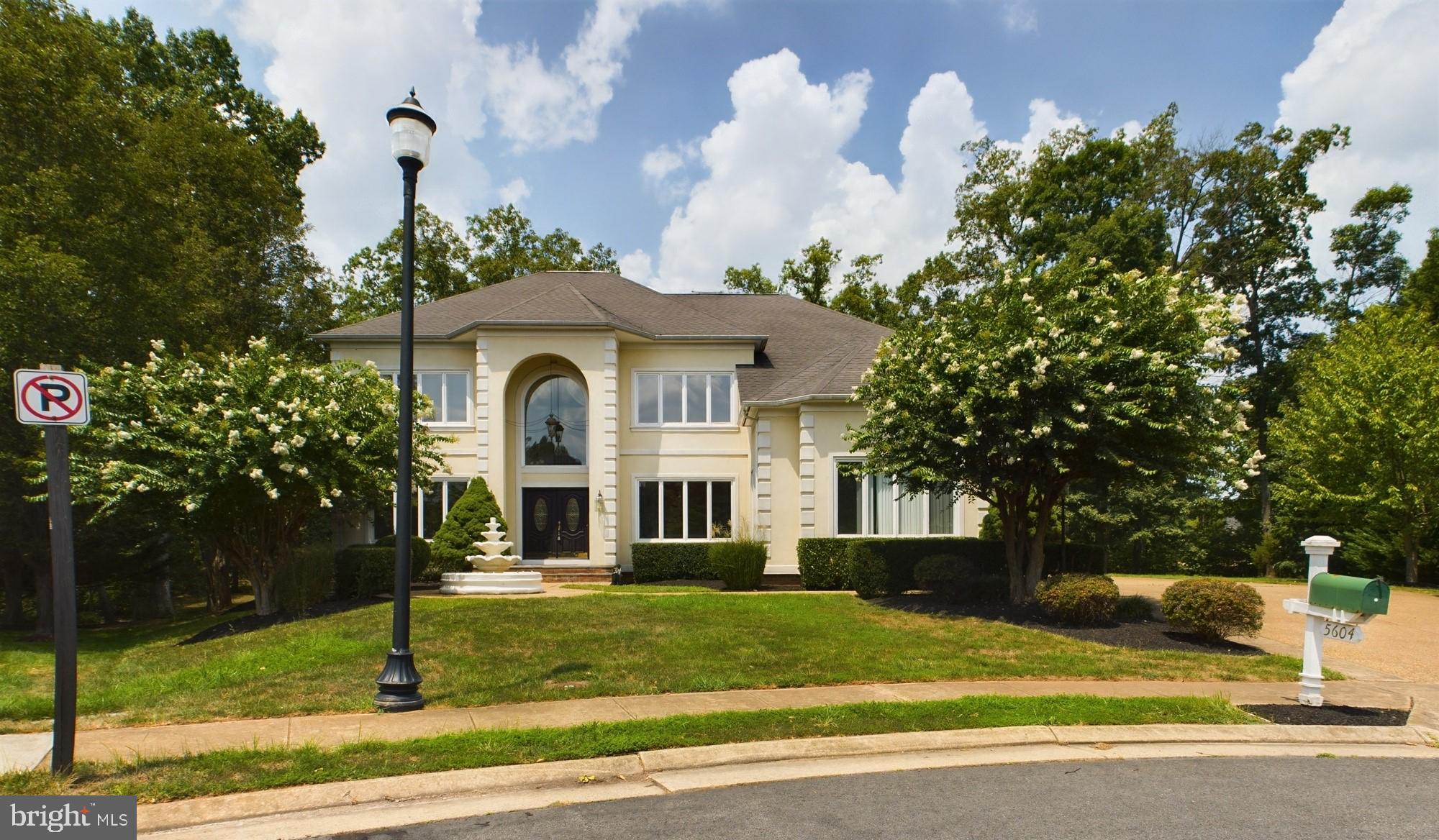 Real estate listing preview #6