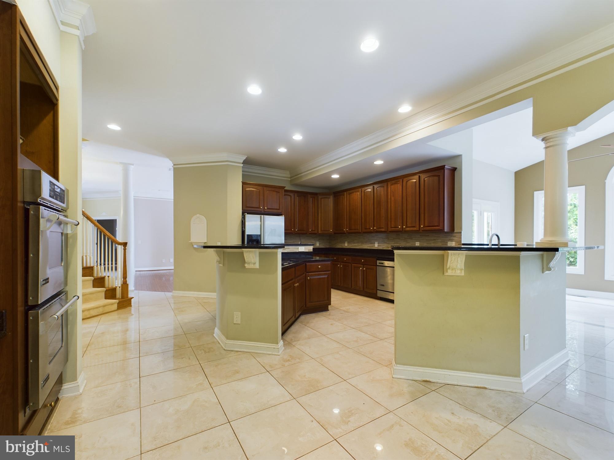 Real estate listing preview #48