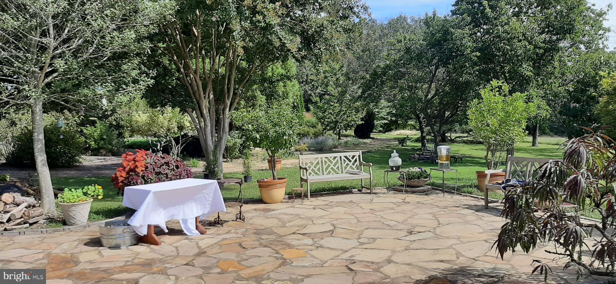 Real estate listing preview #10