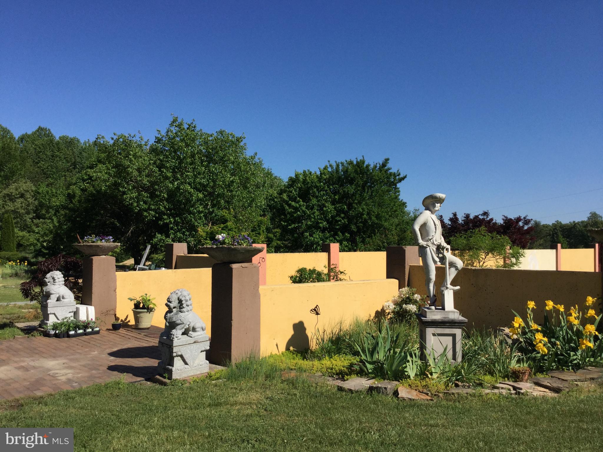 Real estate listing preview #6