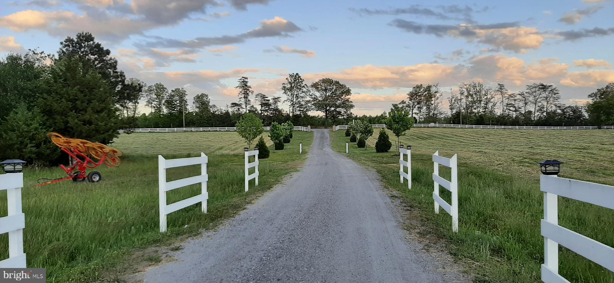 Real estate listing preview #3