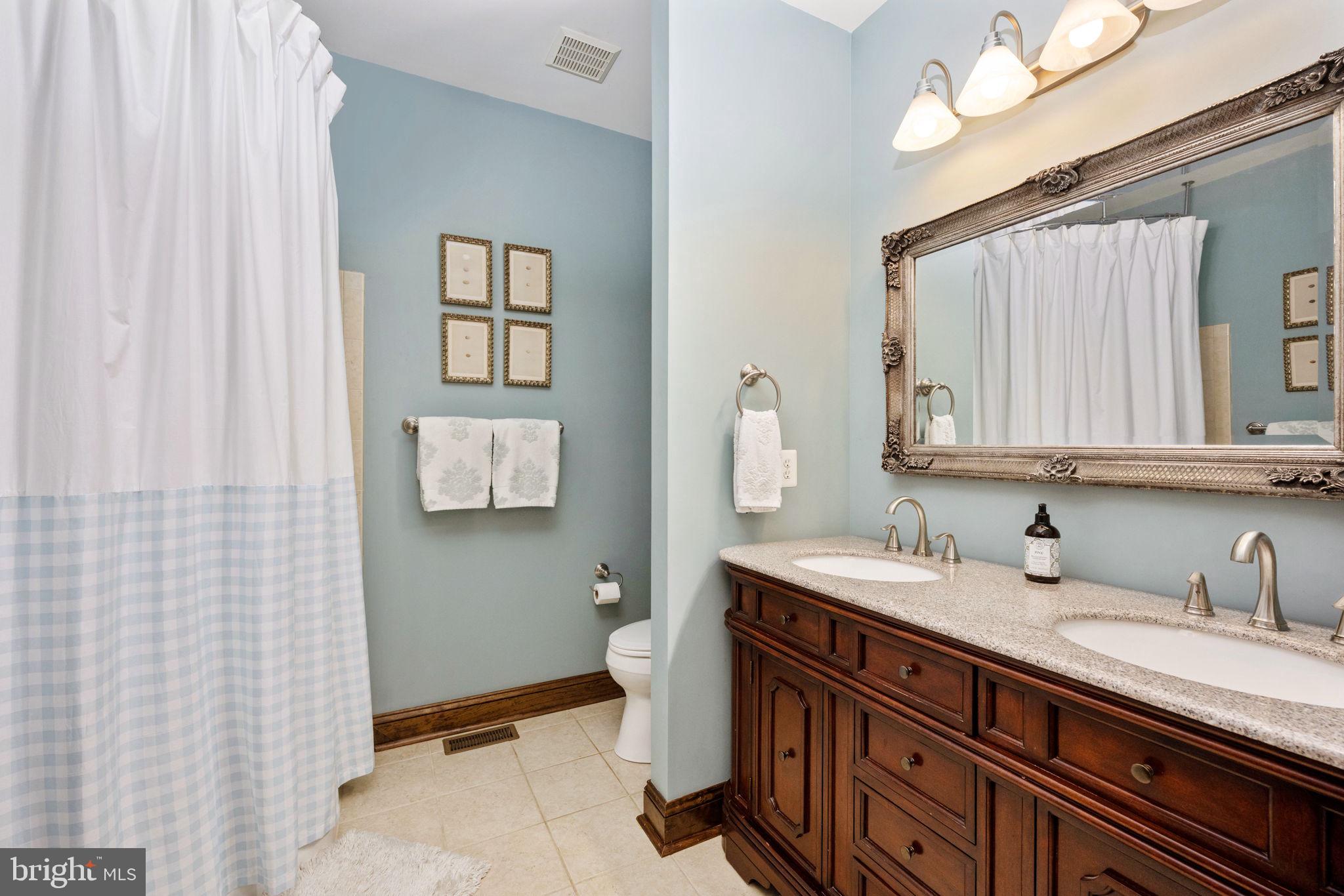 Real estate listing preview #34