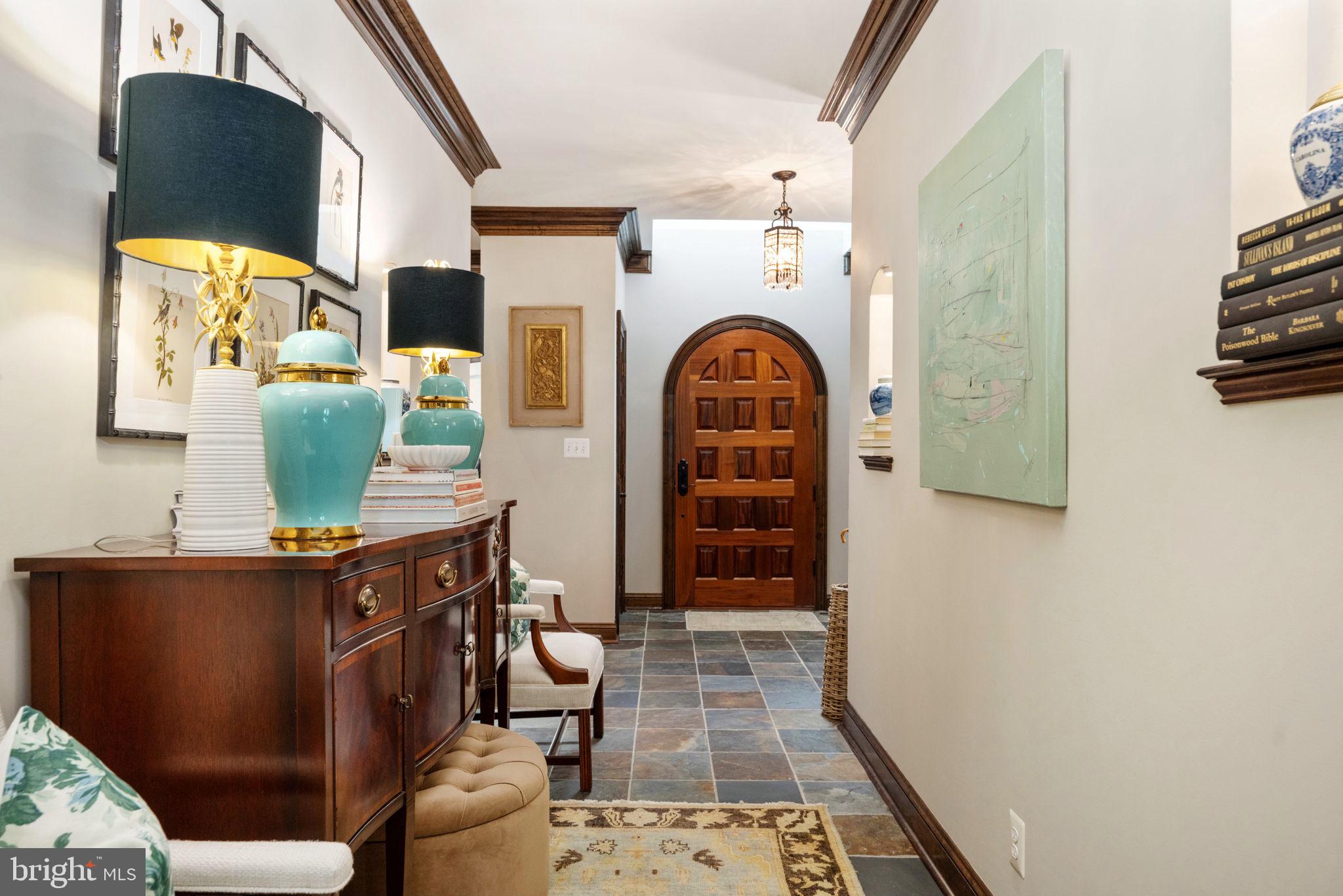 Real estate listing preview #7