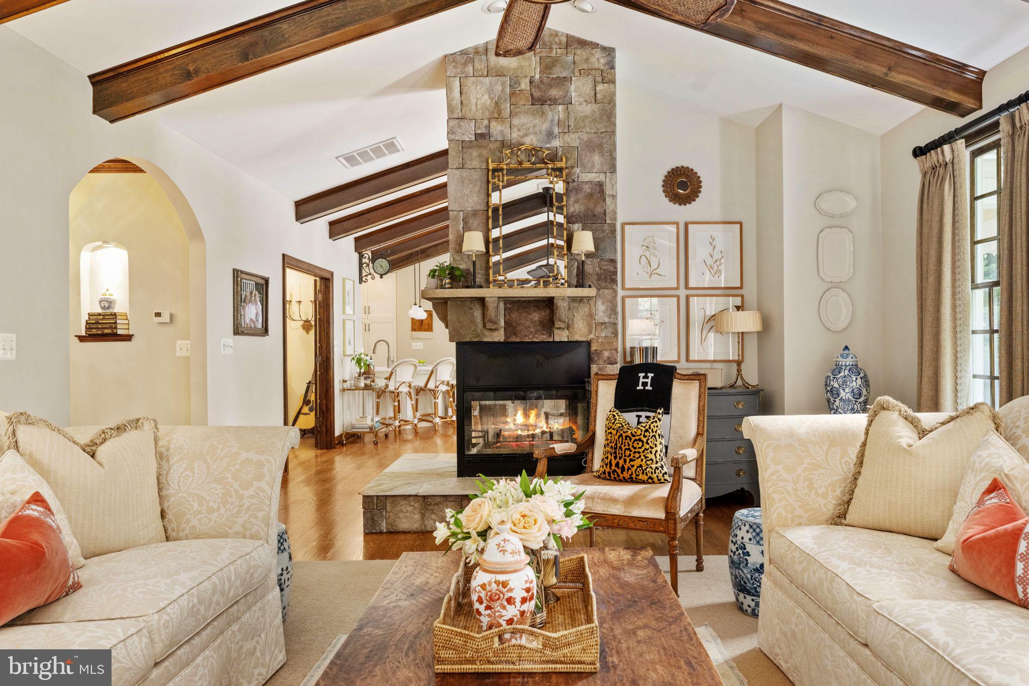 Real estate listing preview #13