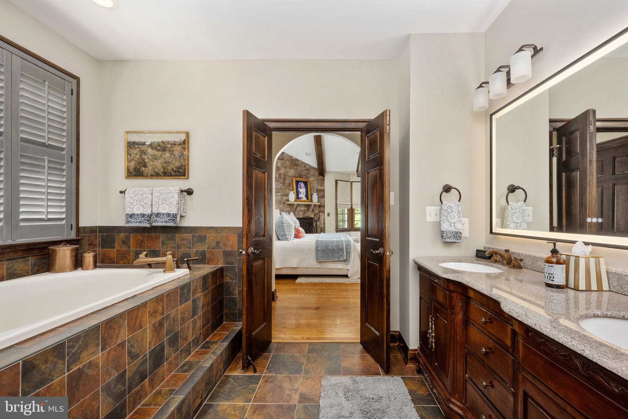 Real estate listing preview #28