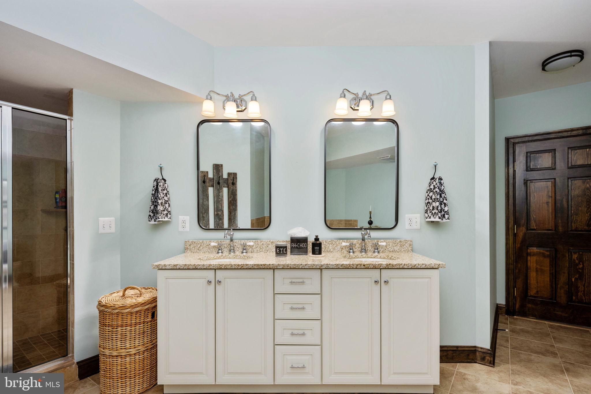 Real estate listing preview #53