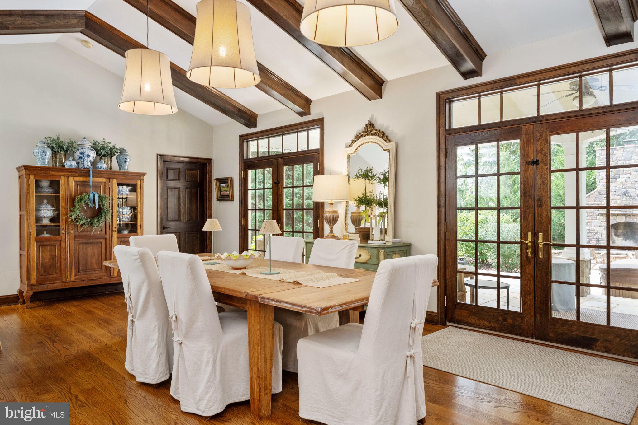 Real estate listing preview #15