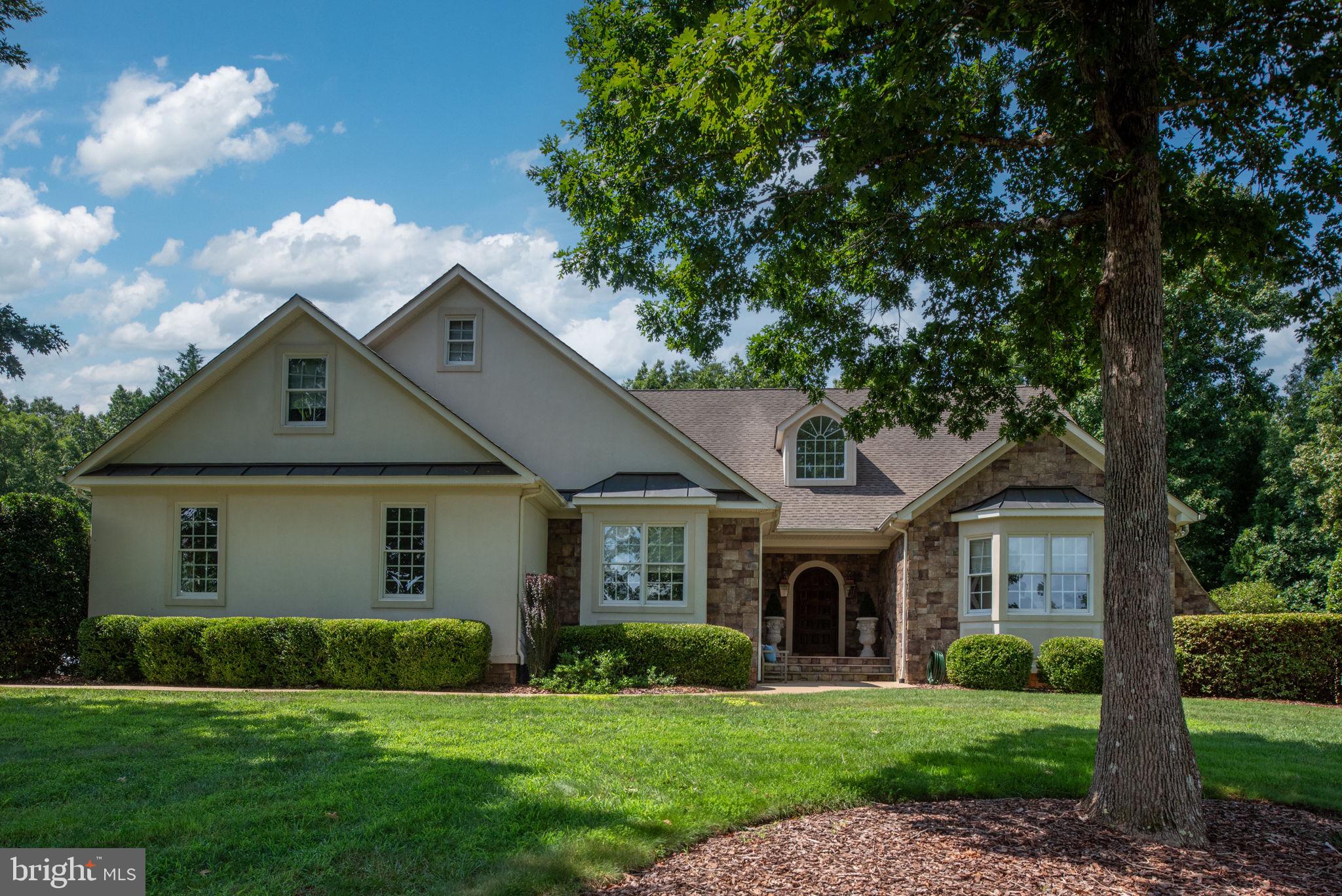 Real estate listing preview #1