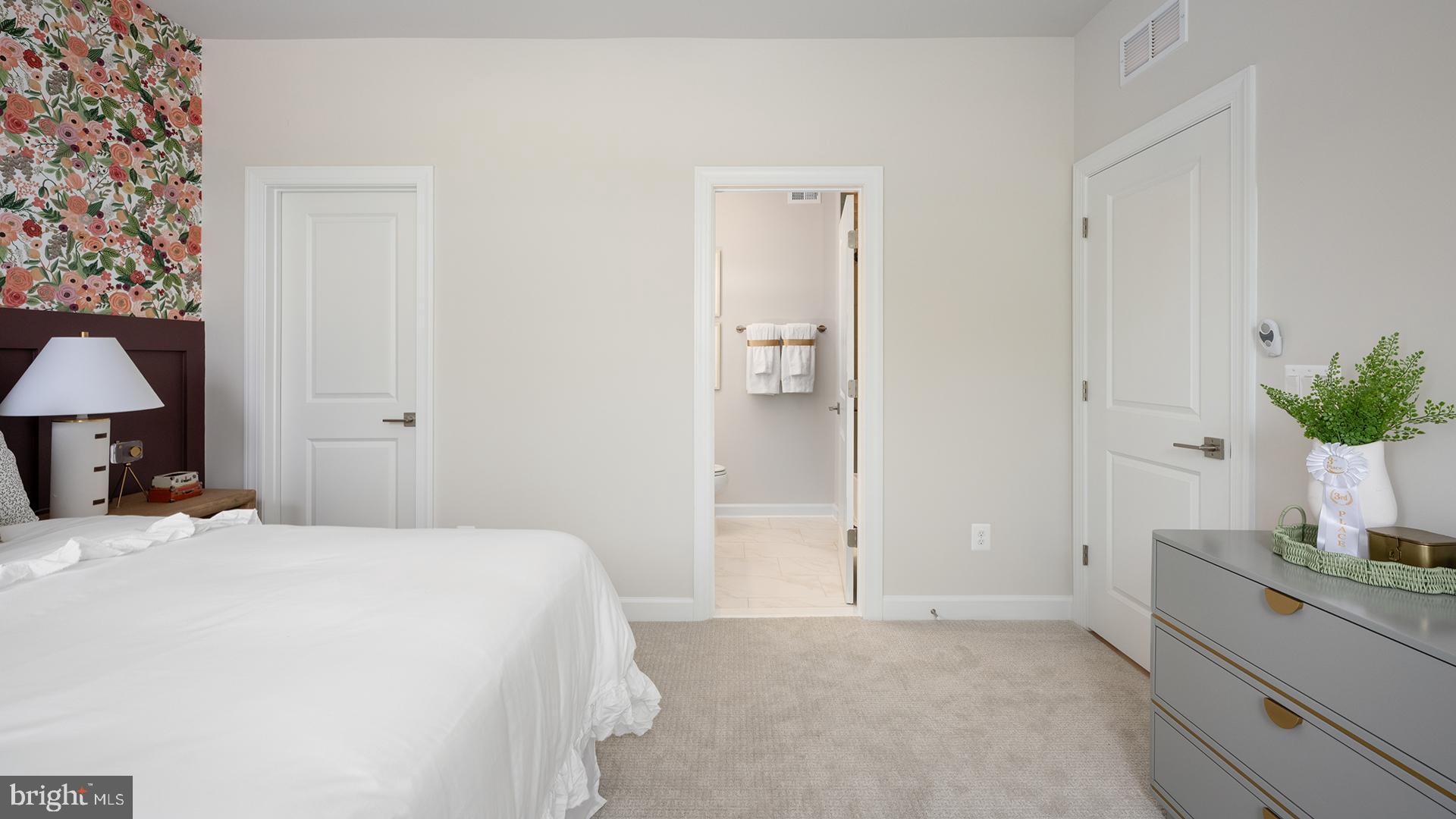 Real estate listing preview #48