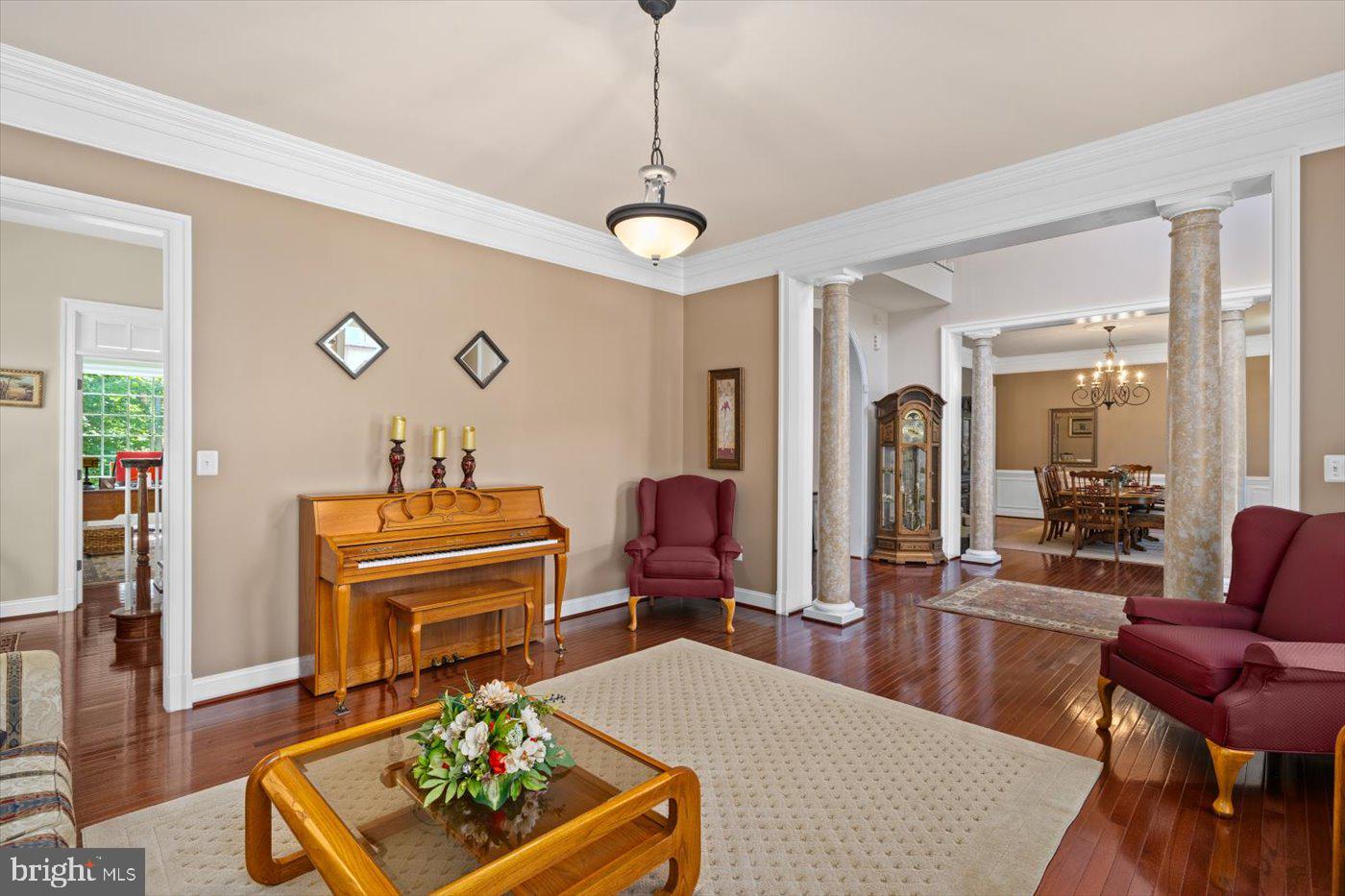 Real estate listing preview #13