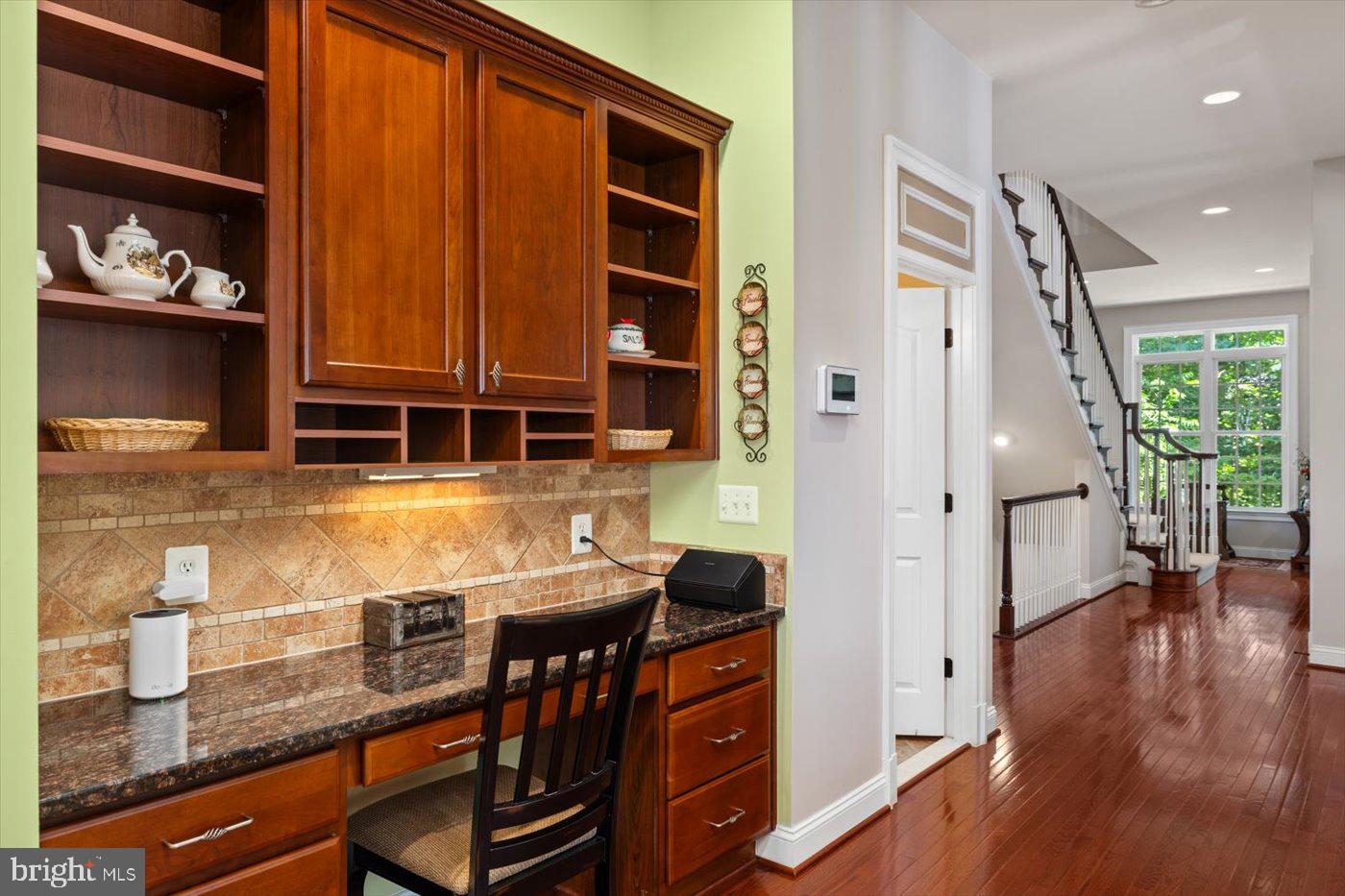 Real estate listing preview #26