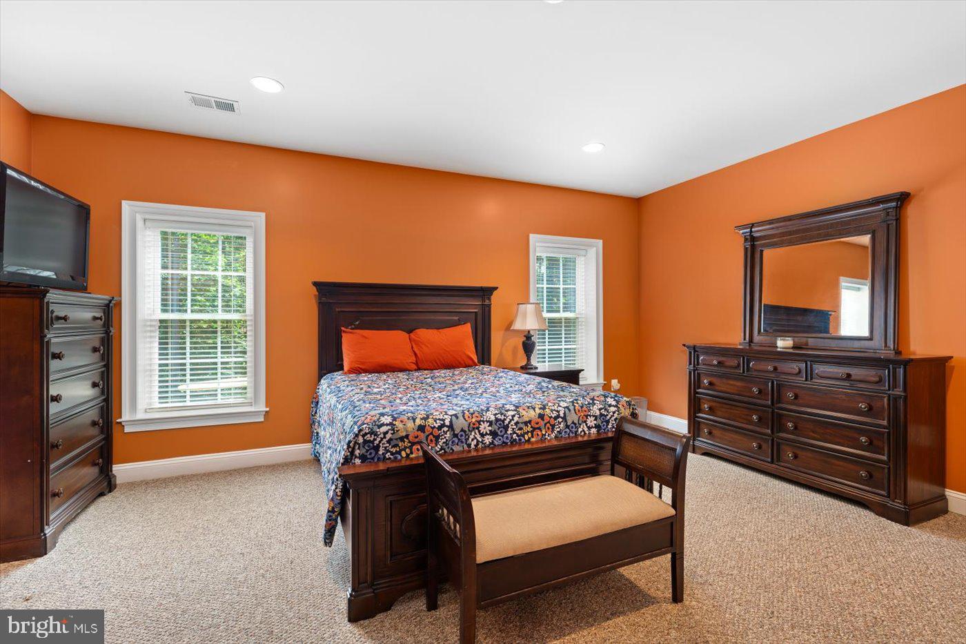 Real estate listing preview #53