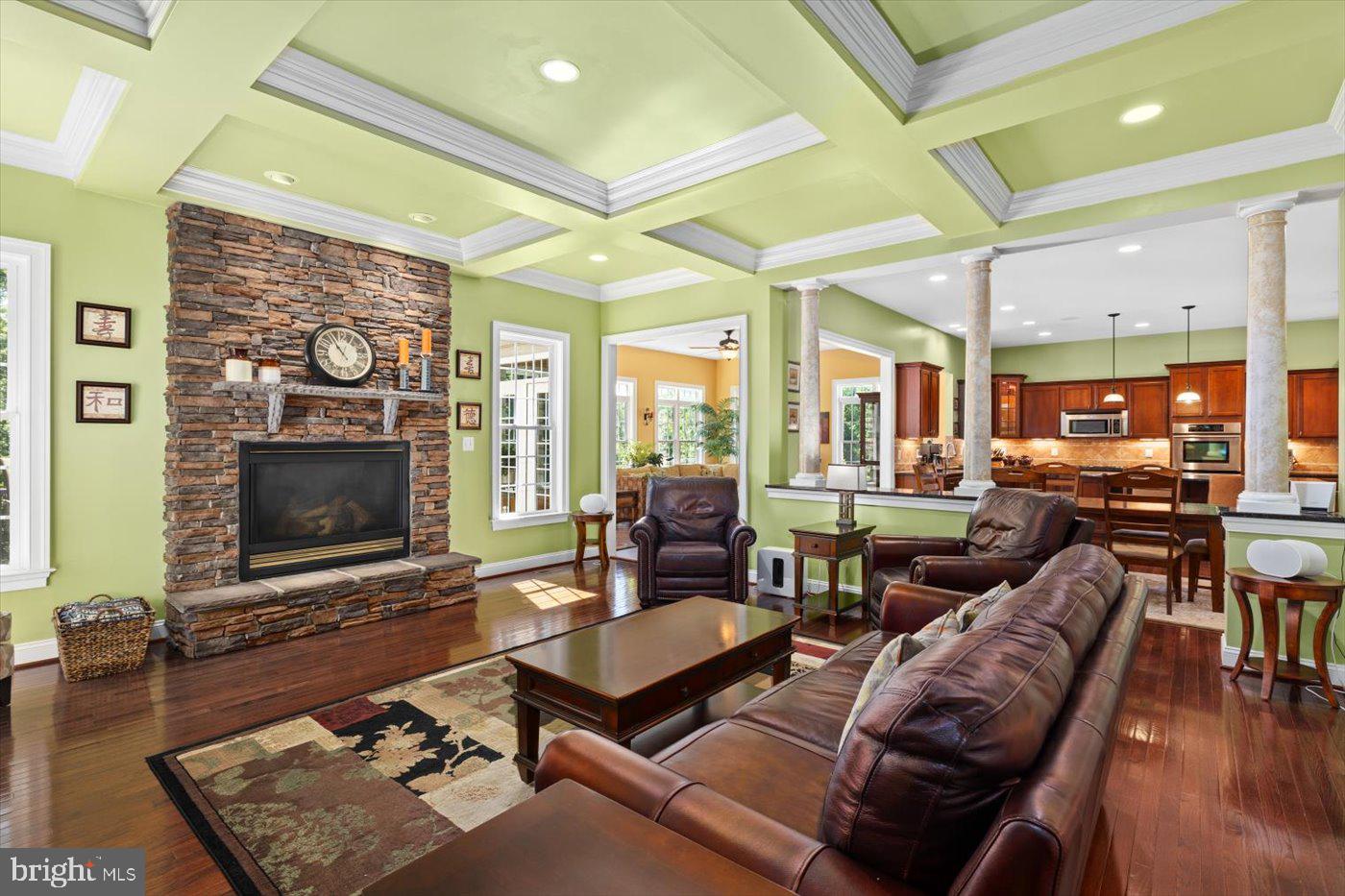 Real estate listing preview #29