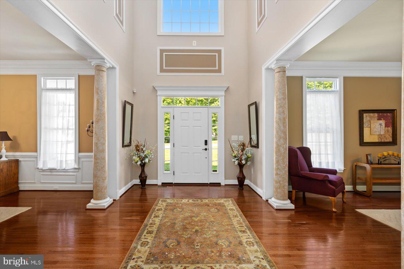 Real estate listing preview #8