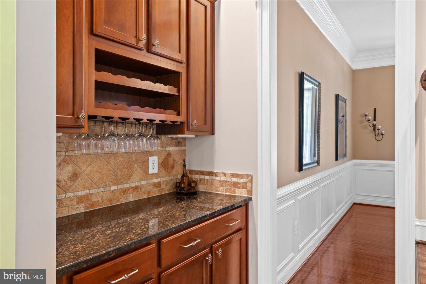 Real estate listing preview #17