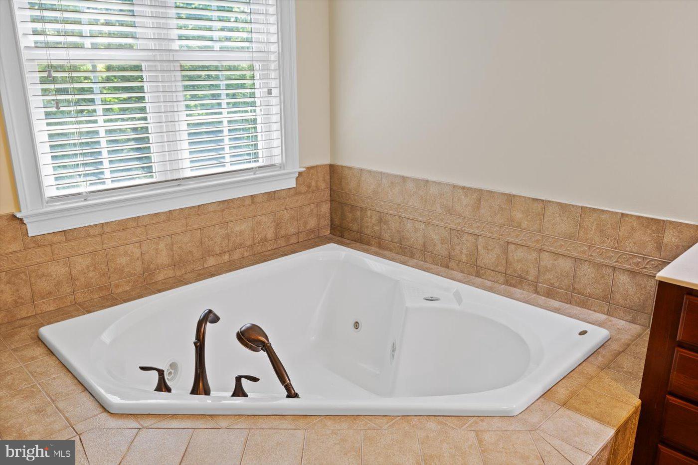 Real estate listing preview #63