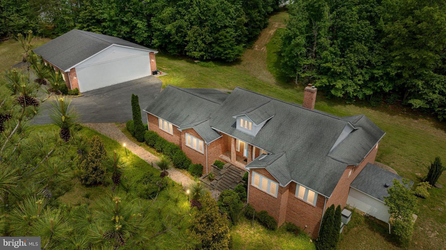 Real estate listing preview #2