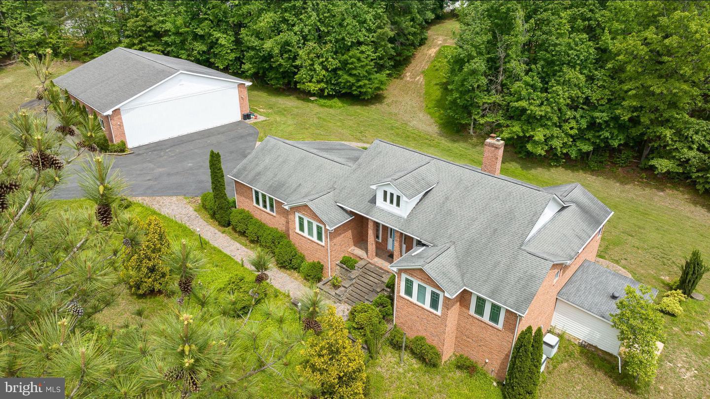 Real estate listing preview #8