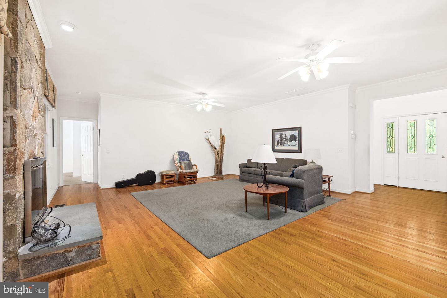 Real estate listing preview #16