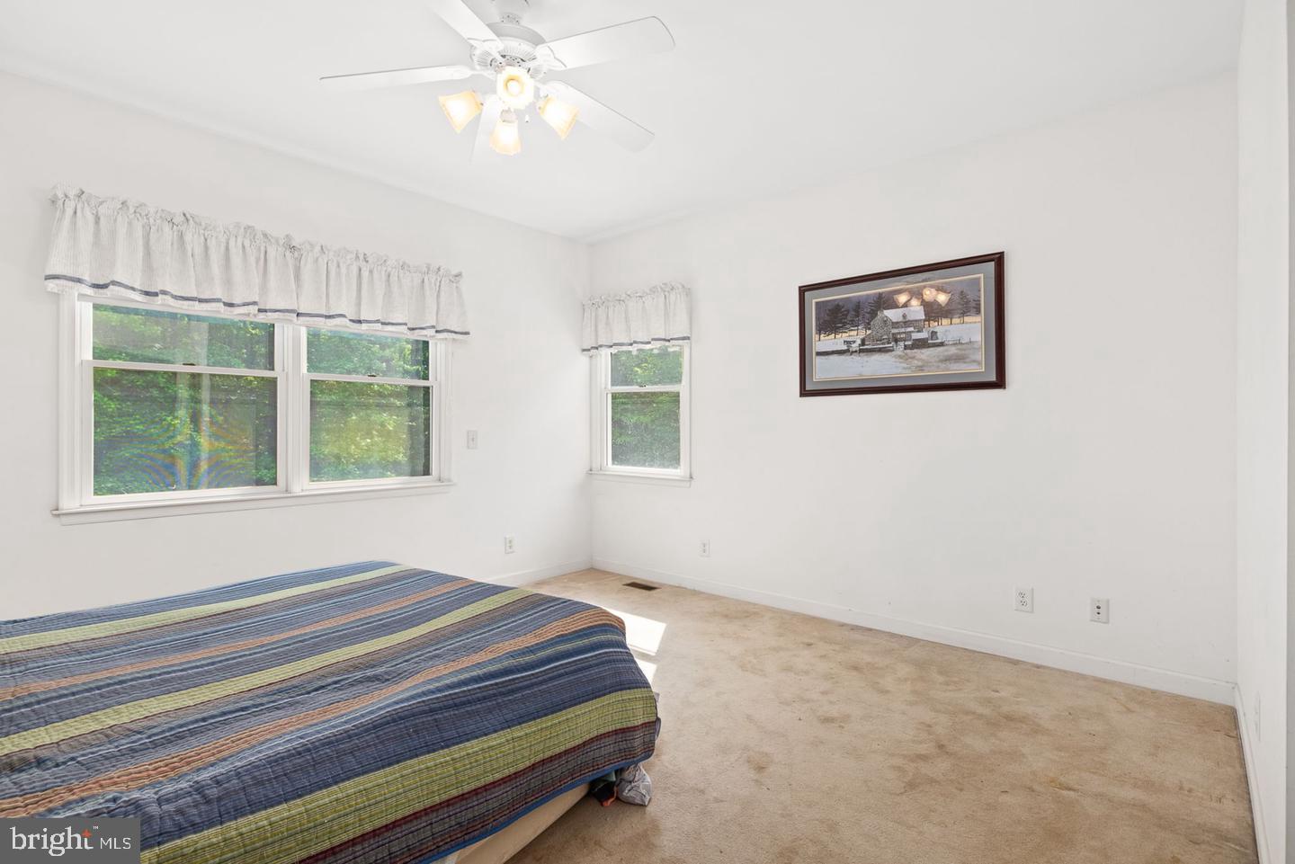 Real estate listing preview #32