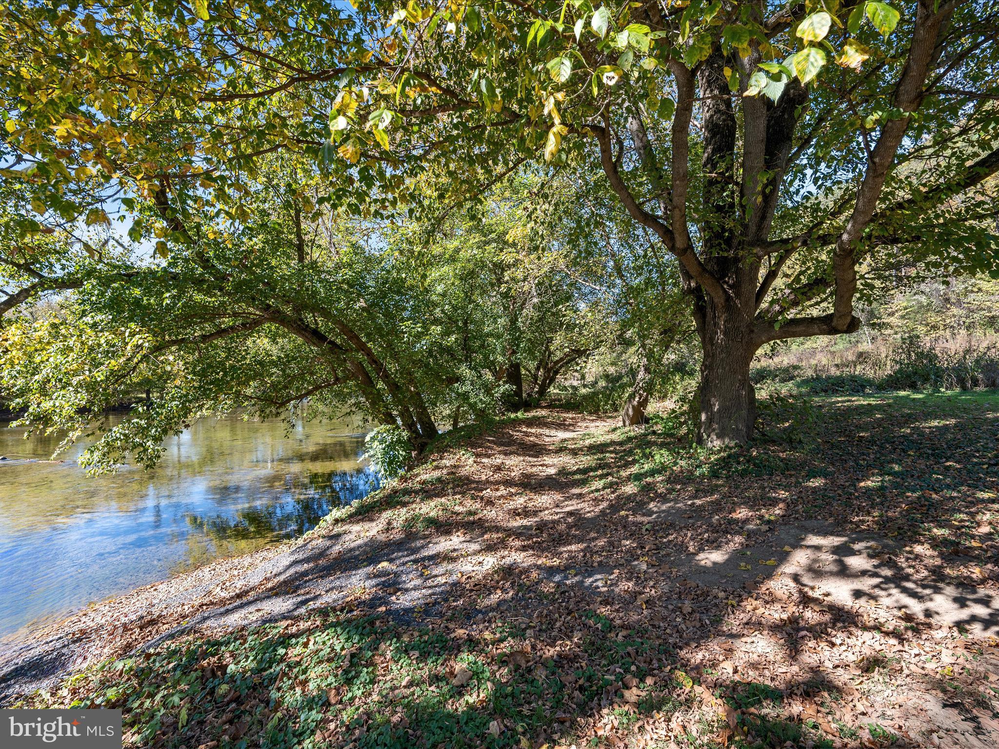 Real estate listing preview #9