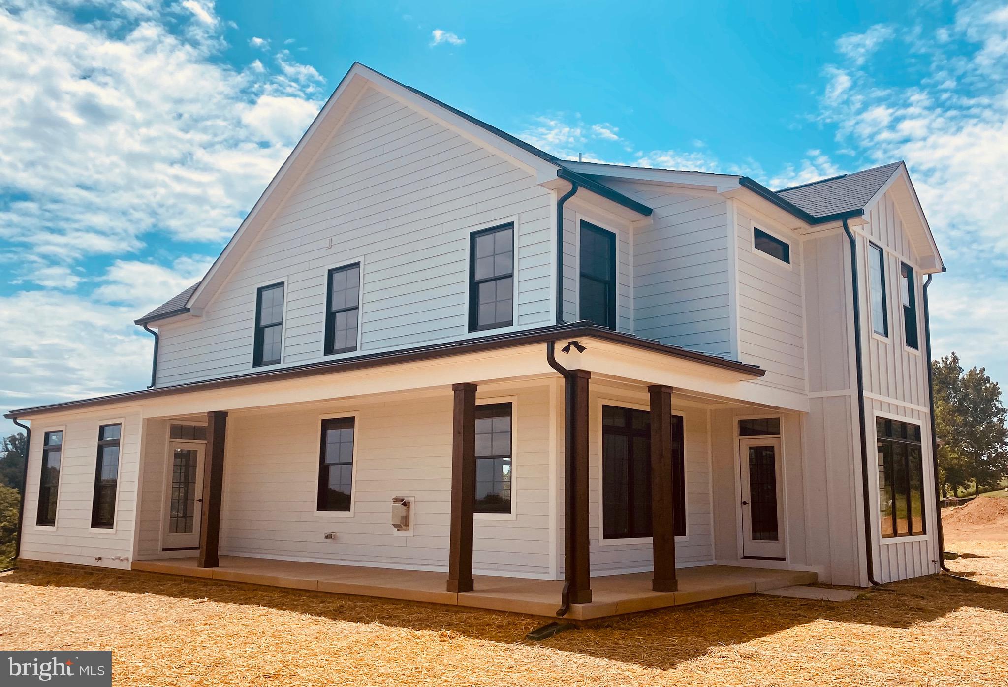 Real estate listing preview #2