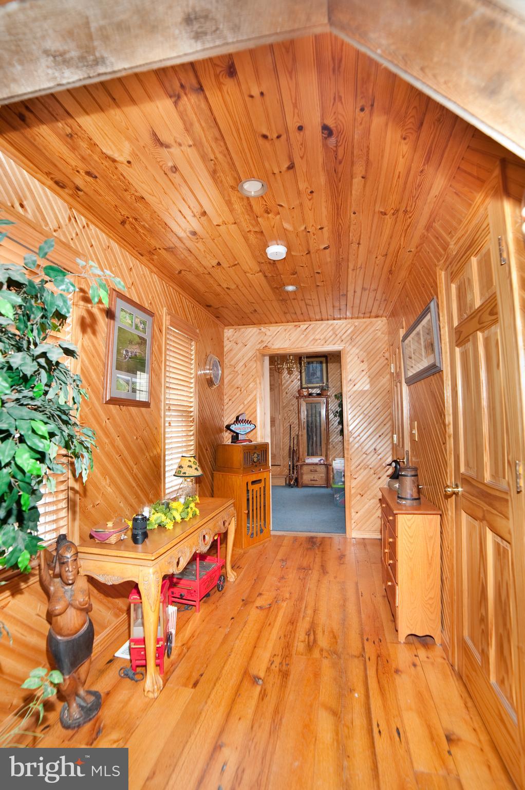 Real estate listing preview #33