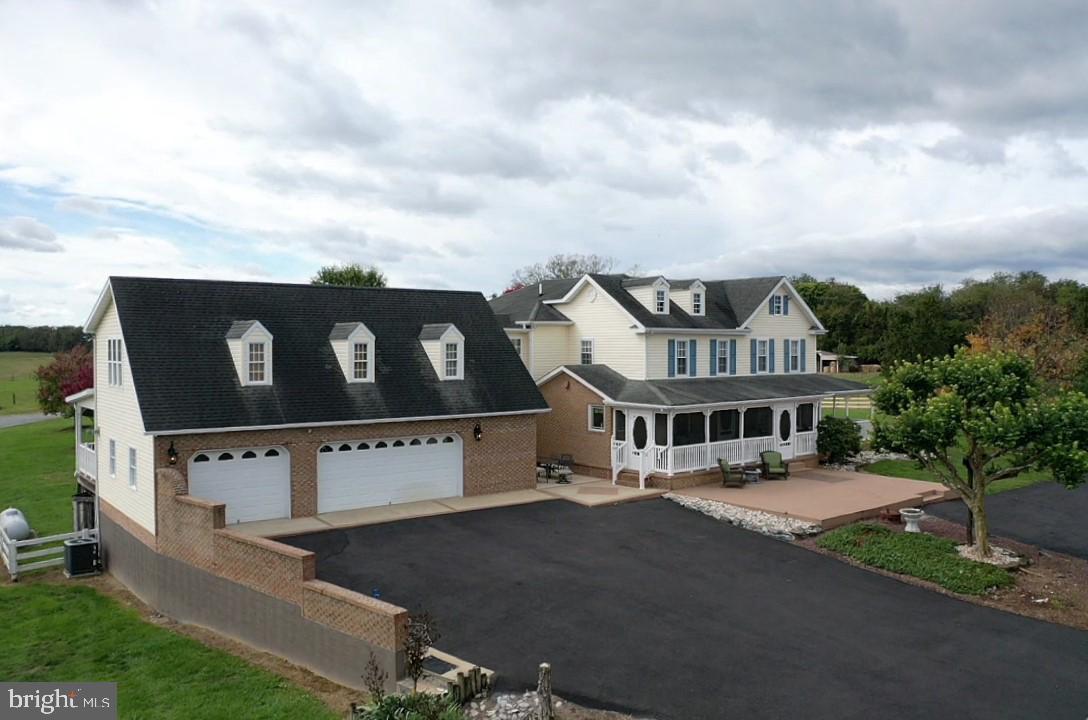 Real estate listing preview #6