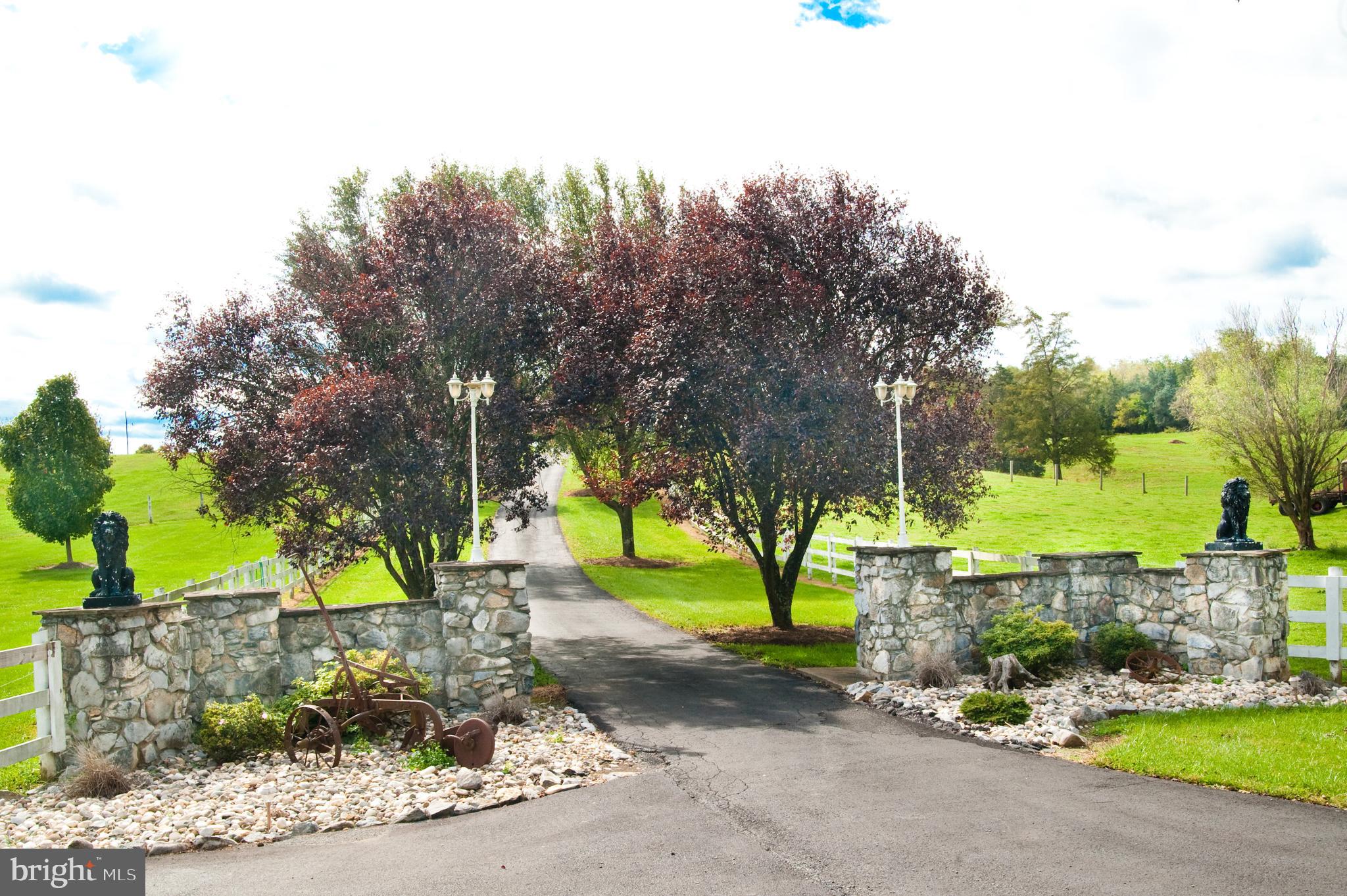 Real estate listing preview #2