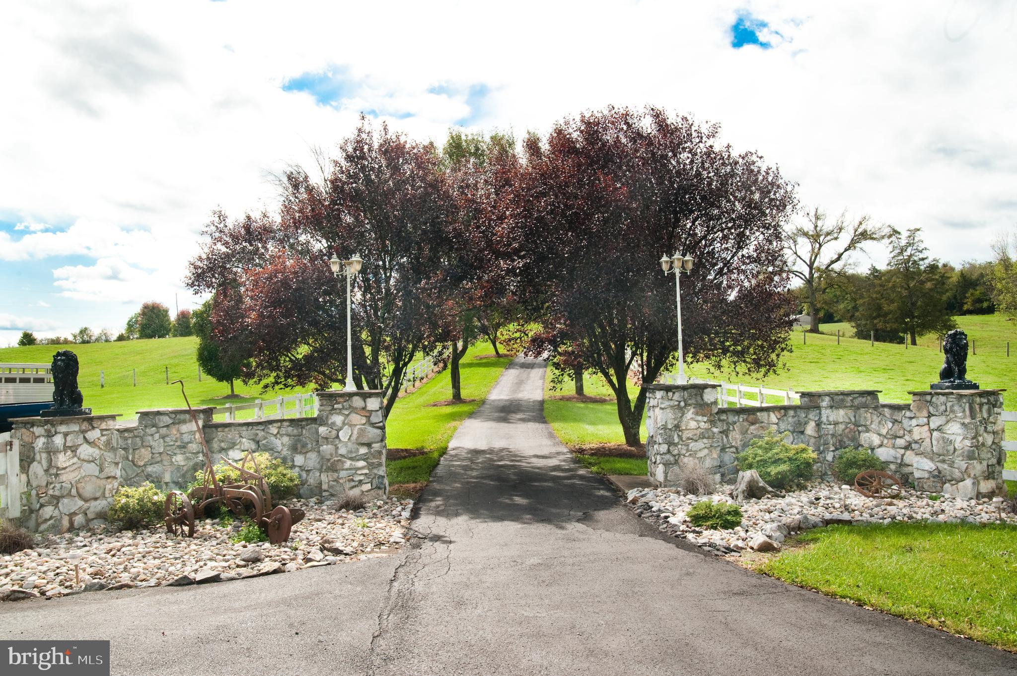 Real estate listing preview #3