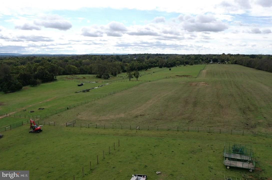 Real estate listing preview #22