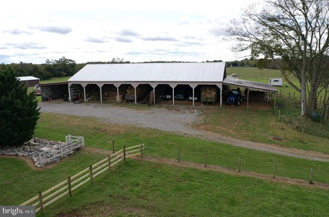 Real estate listing preview #17