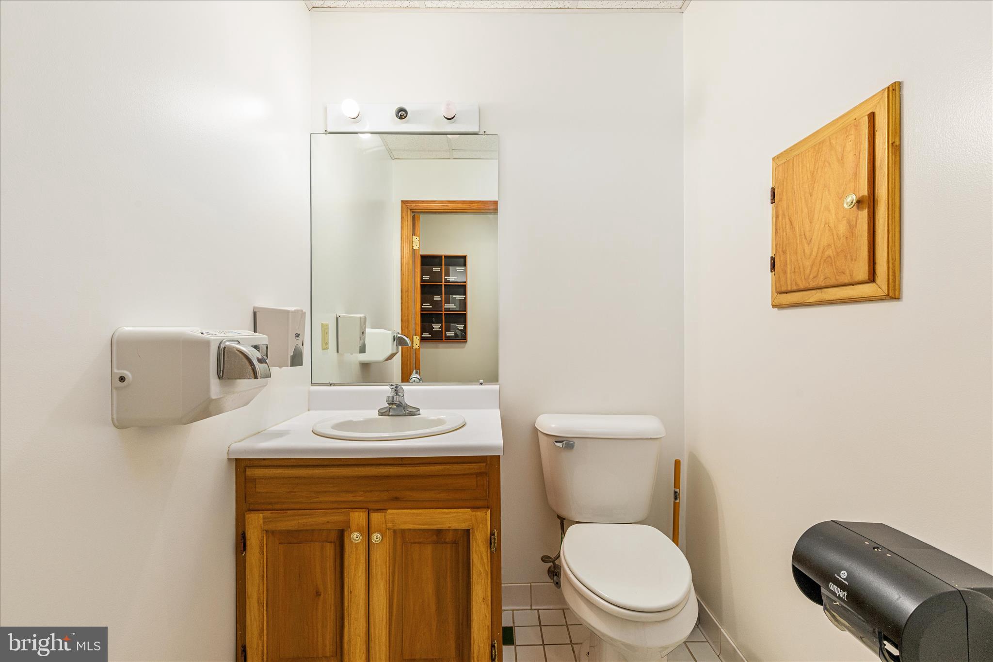 Real estate listing preview #17