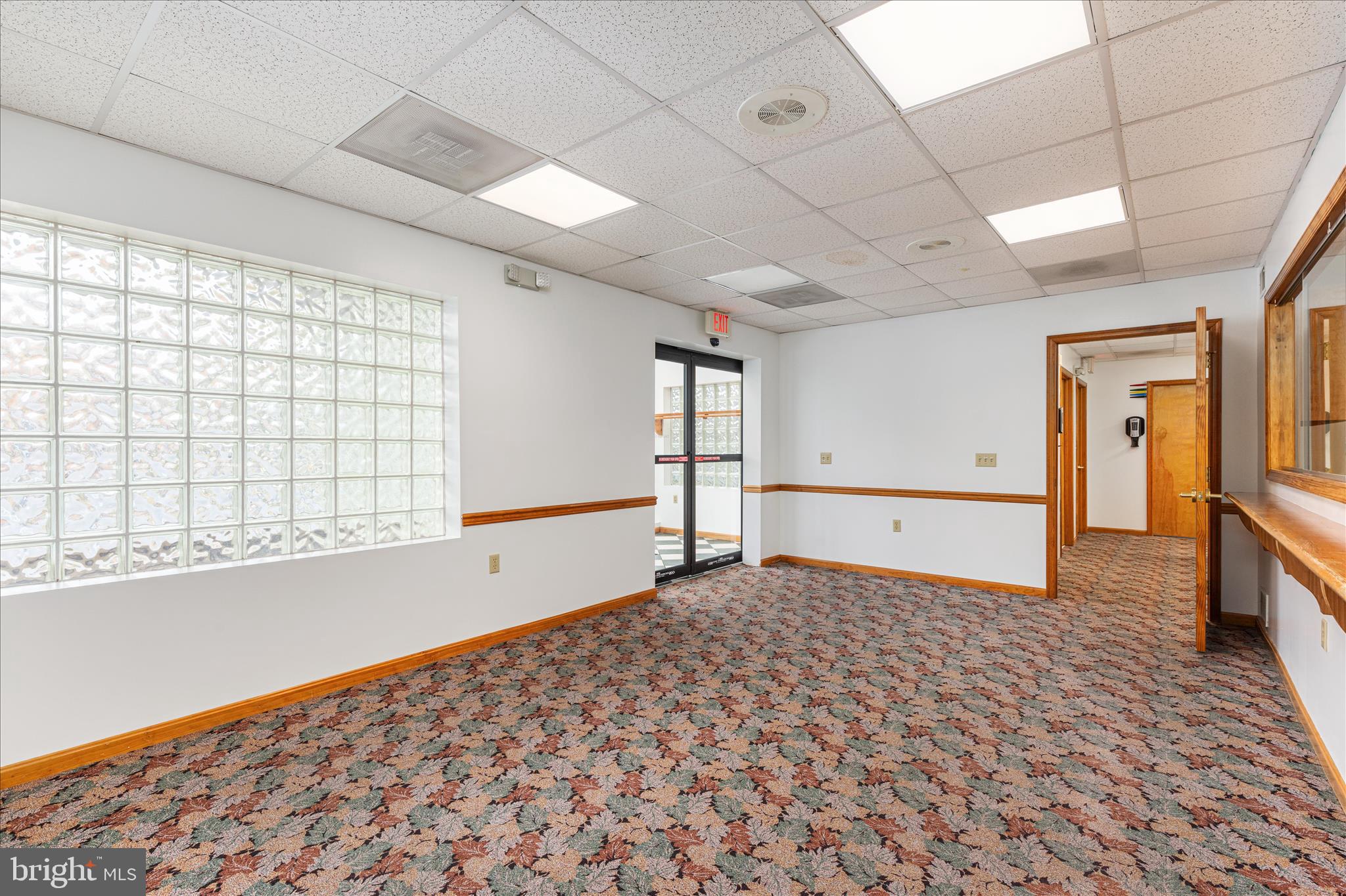 Real estate listing preview #6