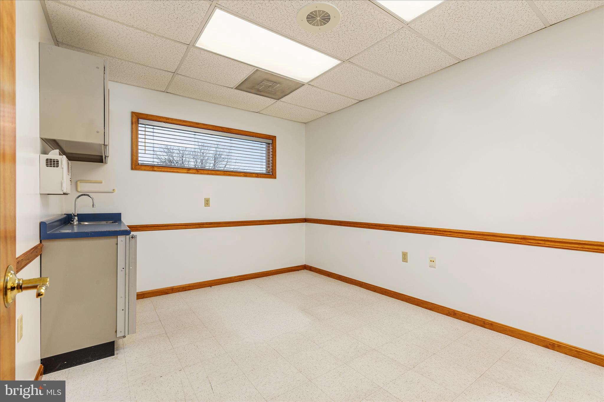 Real estate listing preview #12