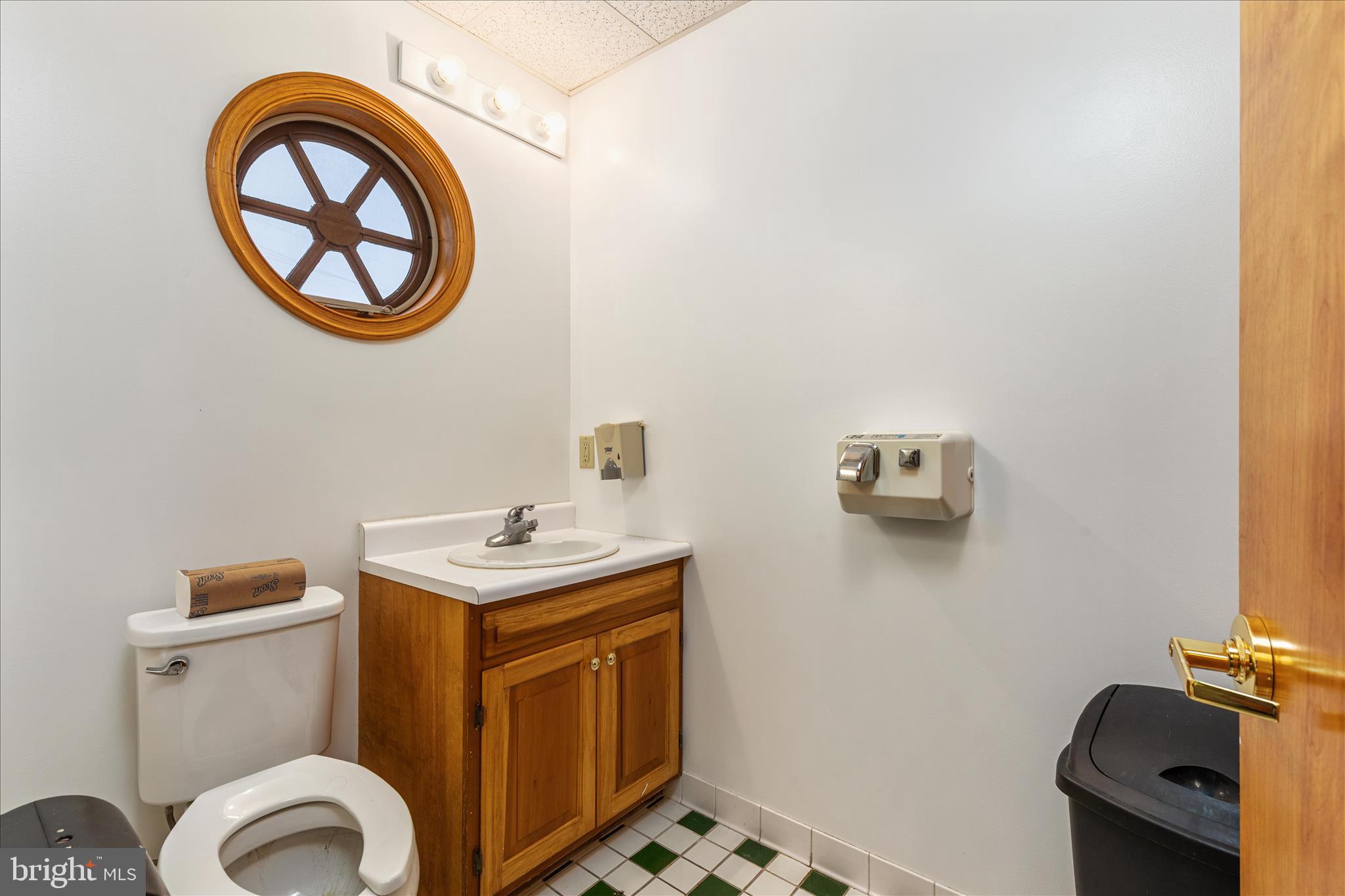 Real estate listing preview #10