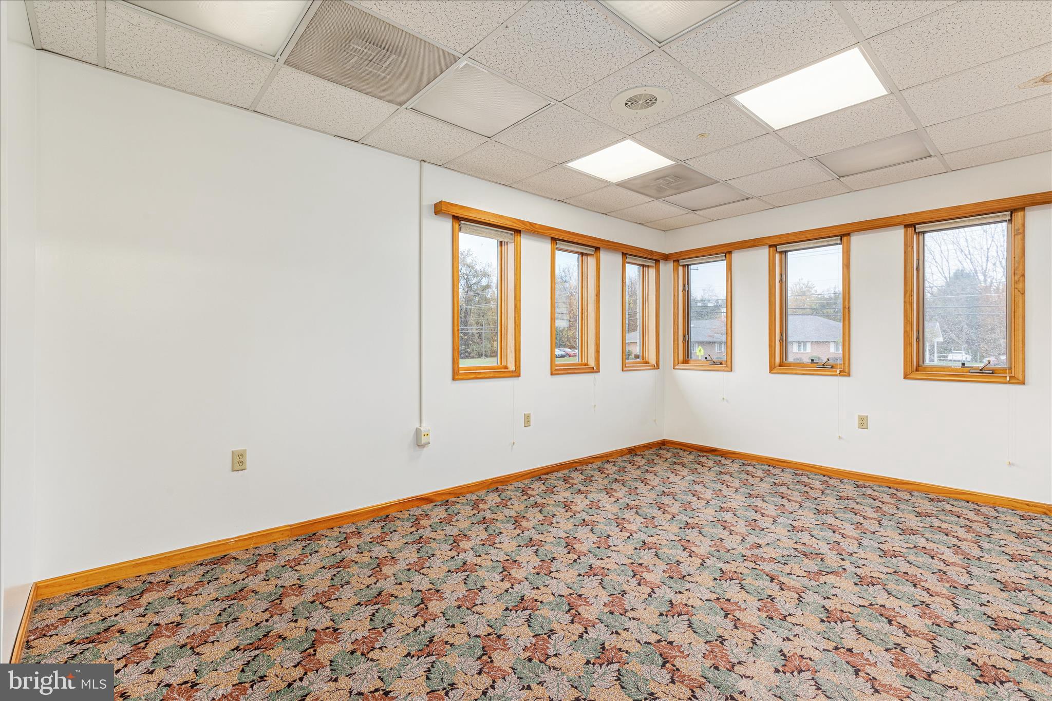 Real estate listing preview #7