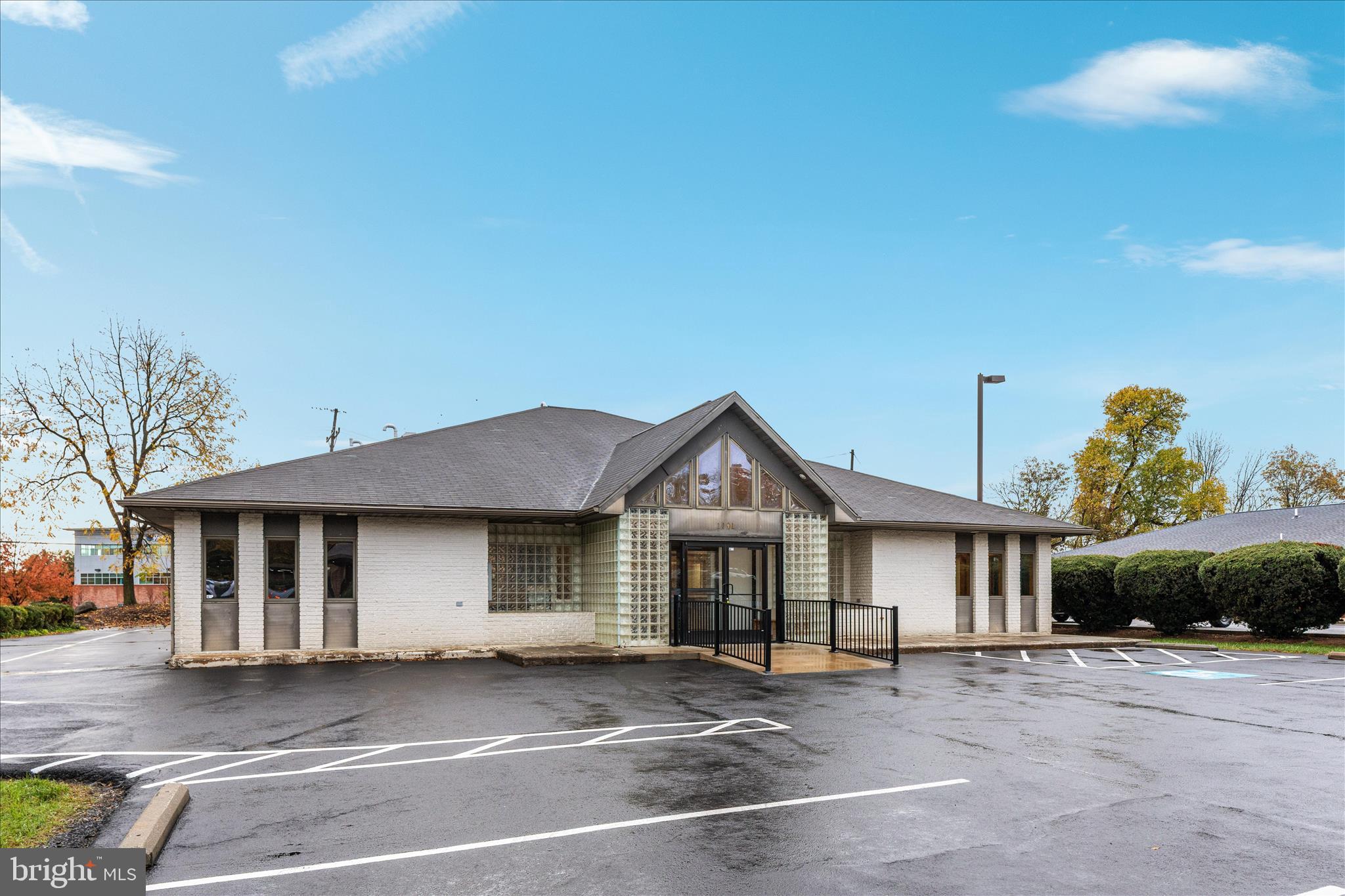 Real estate listing preview #39