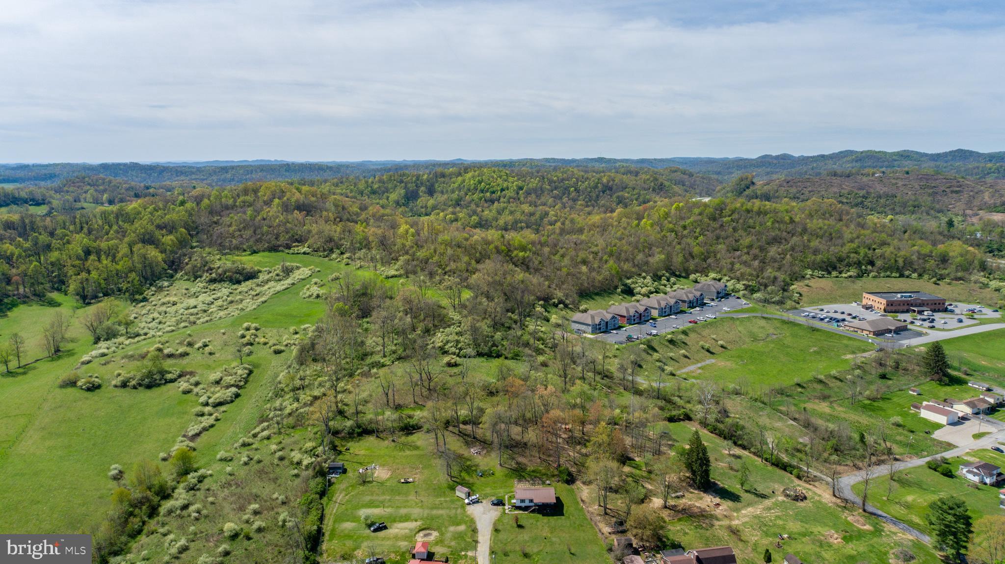 Real estate listing preview #2